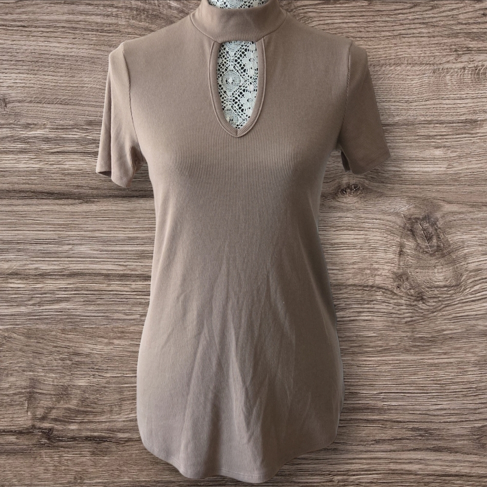 Gaze Taupe mockneck top
